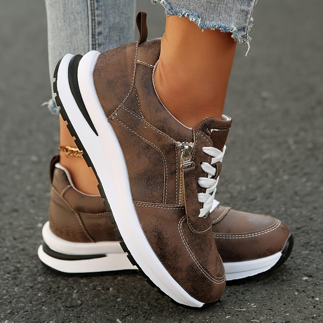 Oakley | Orthopedic Sneaker