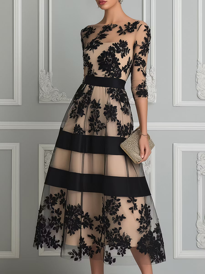 Teresia | Black Lace Midi Dress