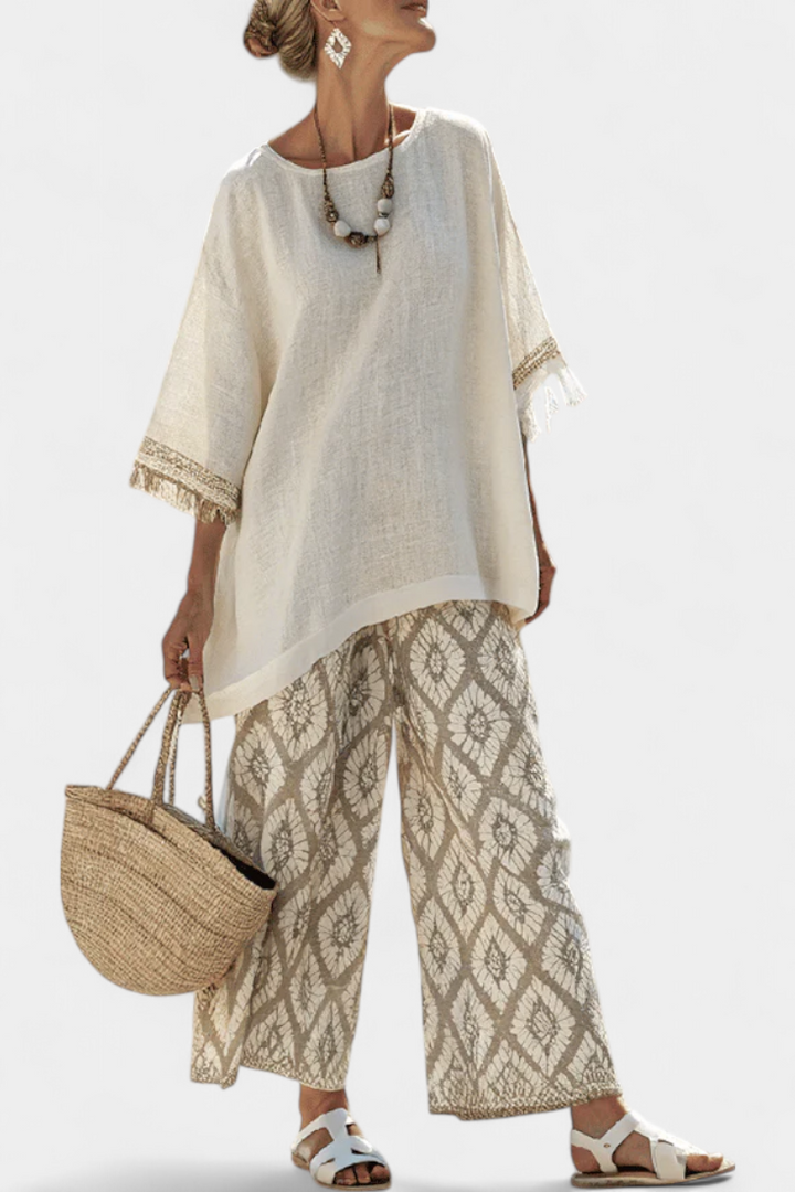 Ilaria | Sophisticated Top and Casual Pants