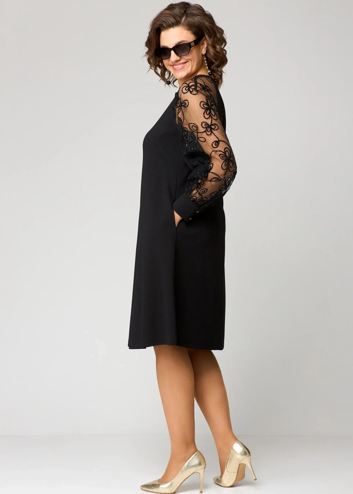 Aurelia | Elegant Lace Dress