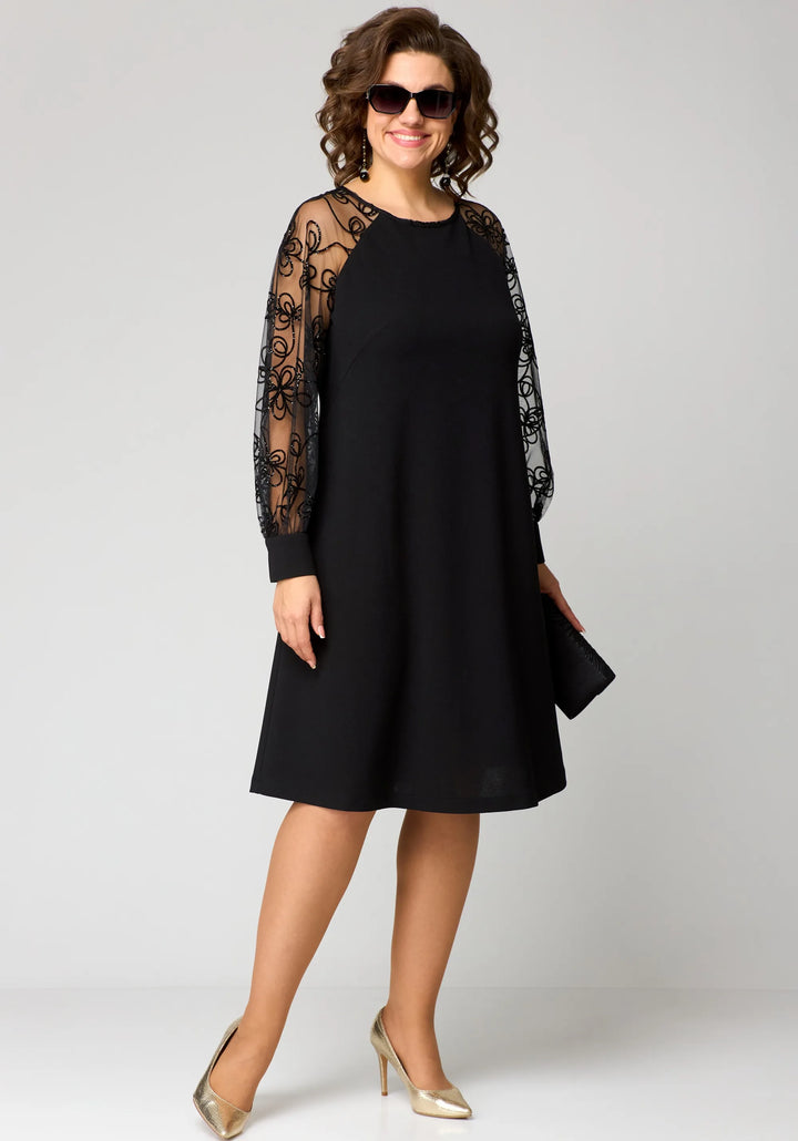 Aurelia | Elegant Lace Dress