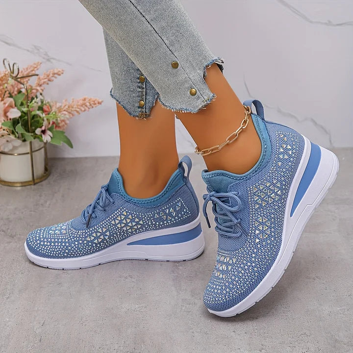 Emerson | Lightweight Lace Up Sneakers
