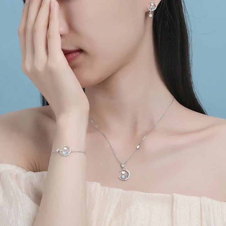 Ipek | Moon Star Cat Earrings