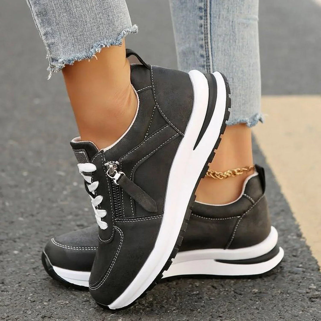Oakley | Orthopedic Sneaker