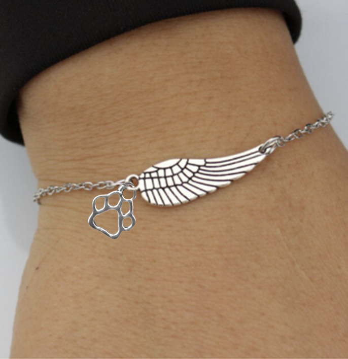 Aislinn | Silver Angel Paw Bracelet