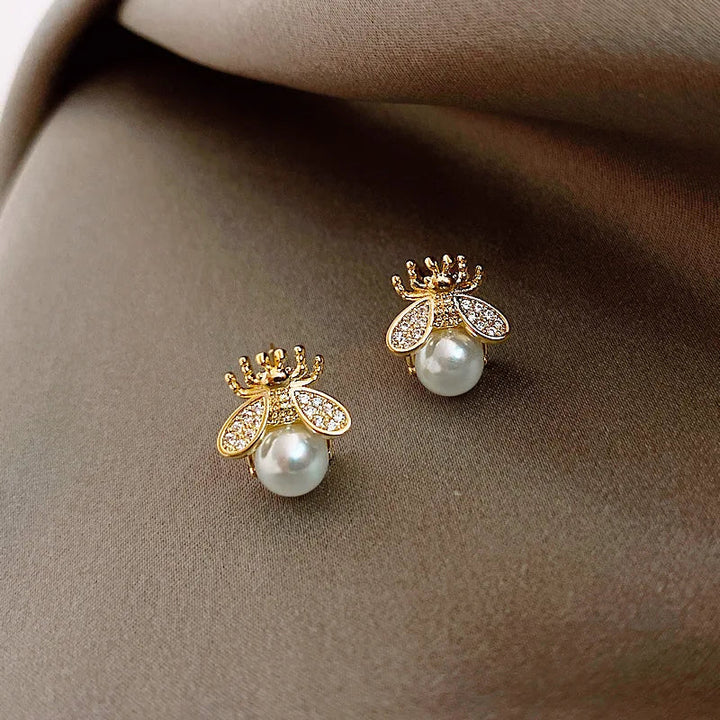 Cornelia | Pearl Bee Stud Earrings