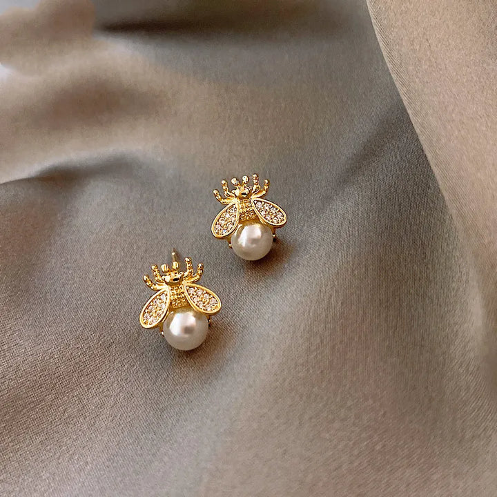 Cornelia | Pearl Bee Stud Earrings