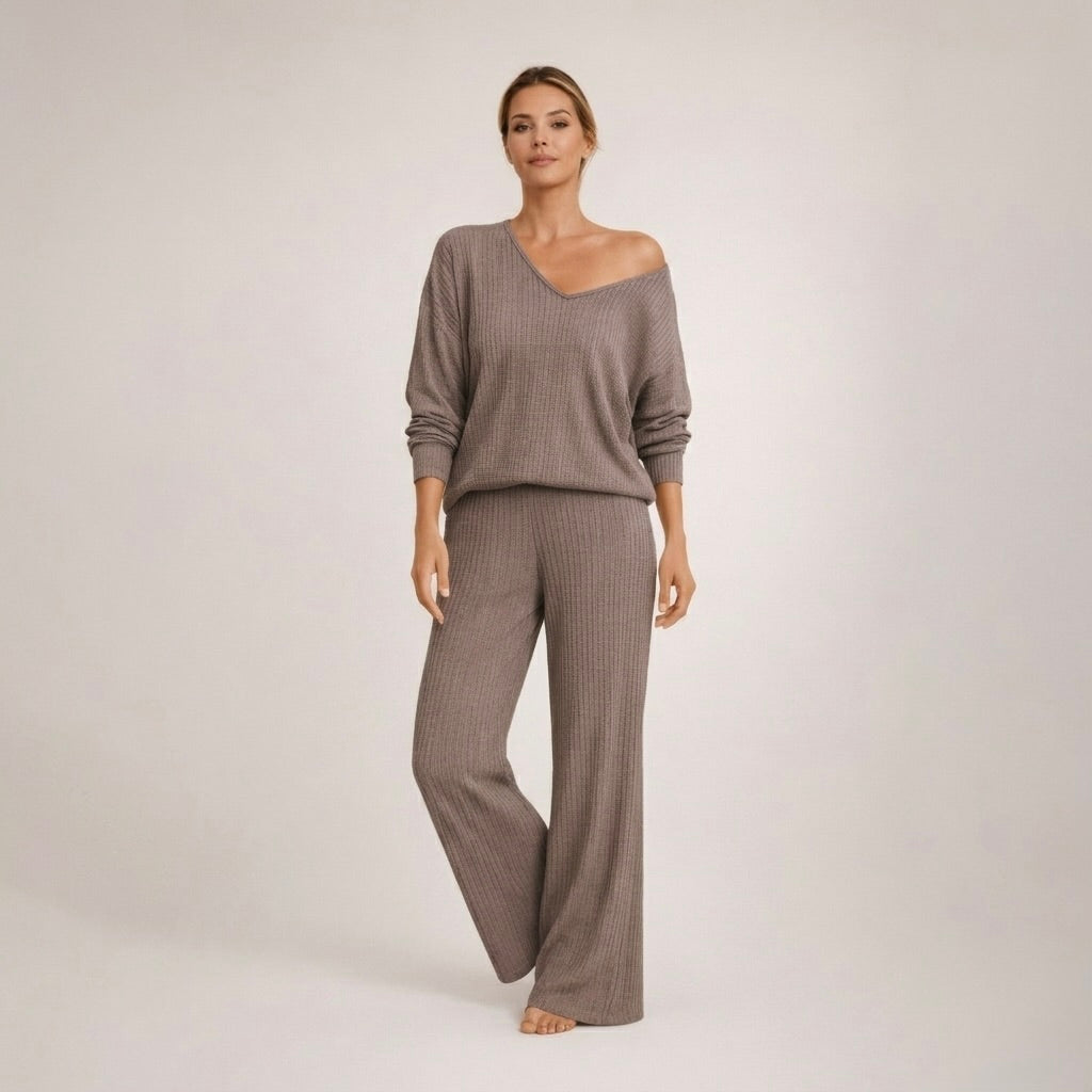 Victoria | Comfortable Knit Set
