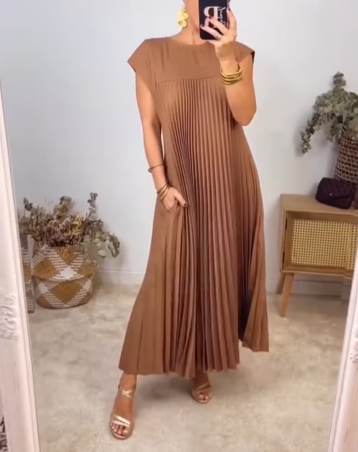 Eira | Timeless Comfort Dress
