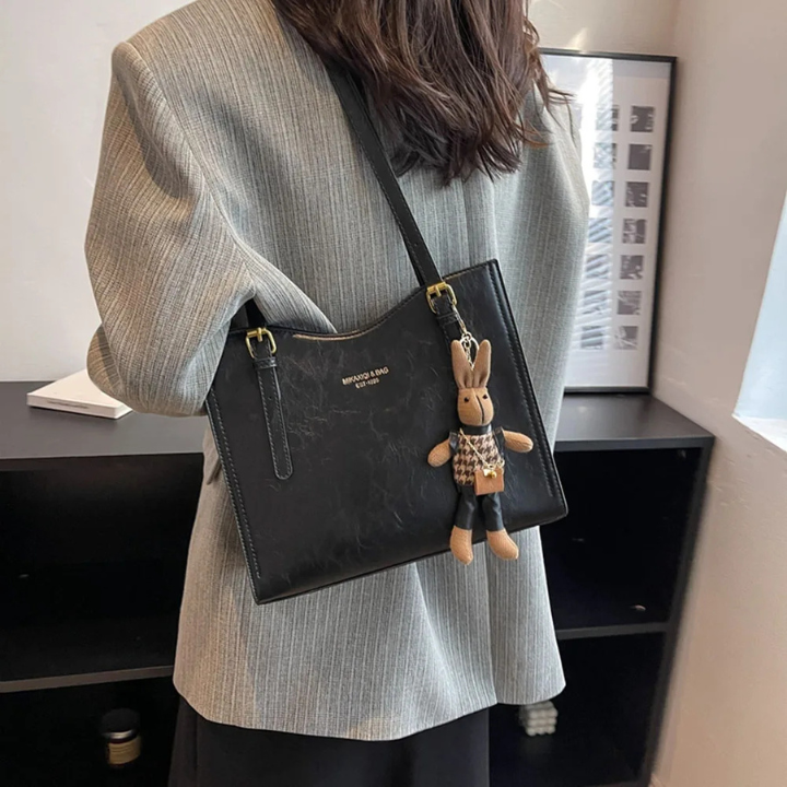 CharmBun Tote | Stylish Shoulder Bag