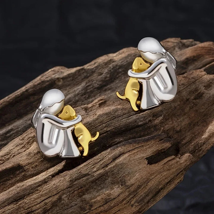 Rayna | Two-Tone Hug Earrings