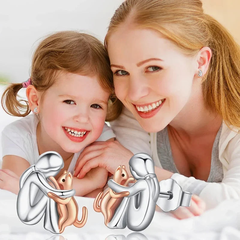 Biddy | Two-Tone Cat Hug Earrings