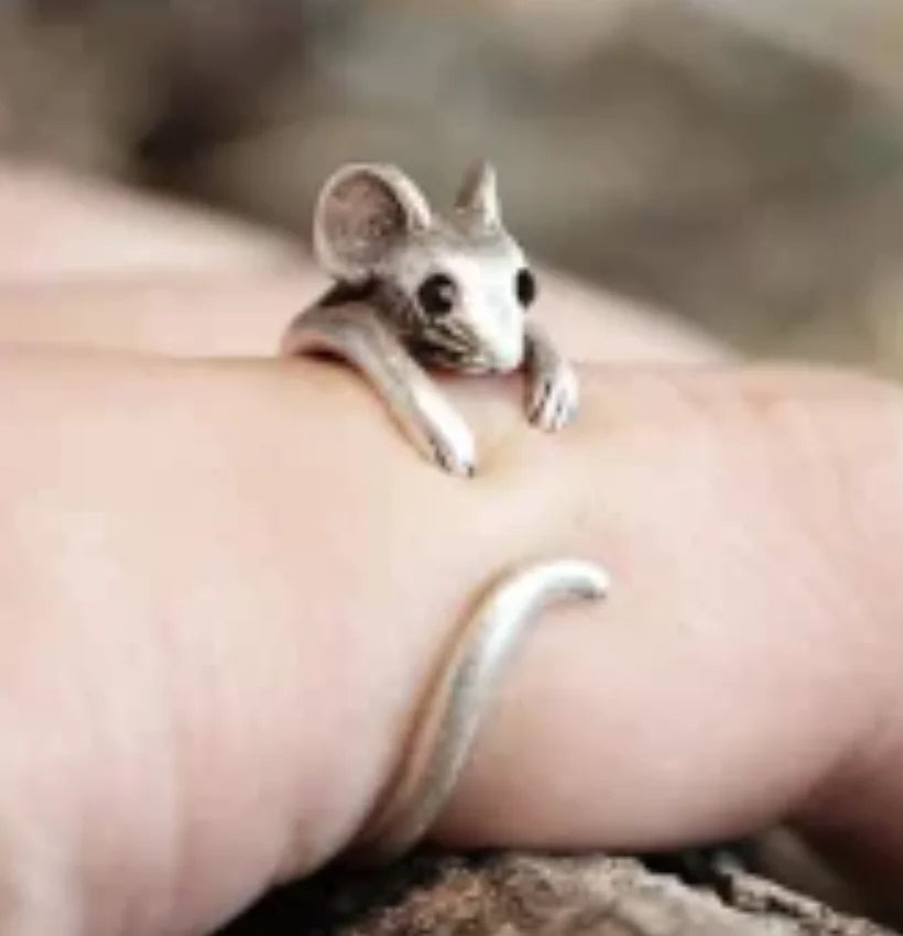 Jeanine | Adjustable Mouse Wrap Ring