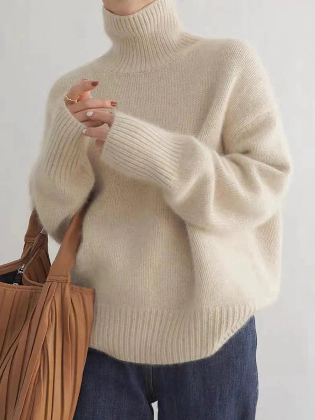 Griselda | Relaxed Turtleneck Sweater