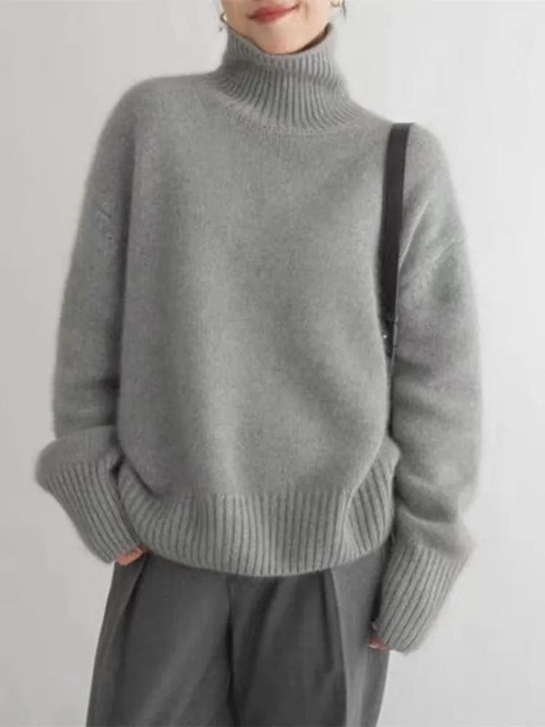 Griselda | Relaxed Turtleneck Sweater