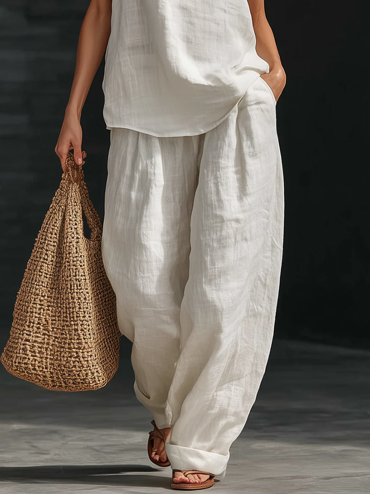 Carmela | Linen Set with V-Neck and Flowing Pants