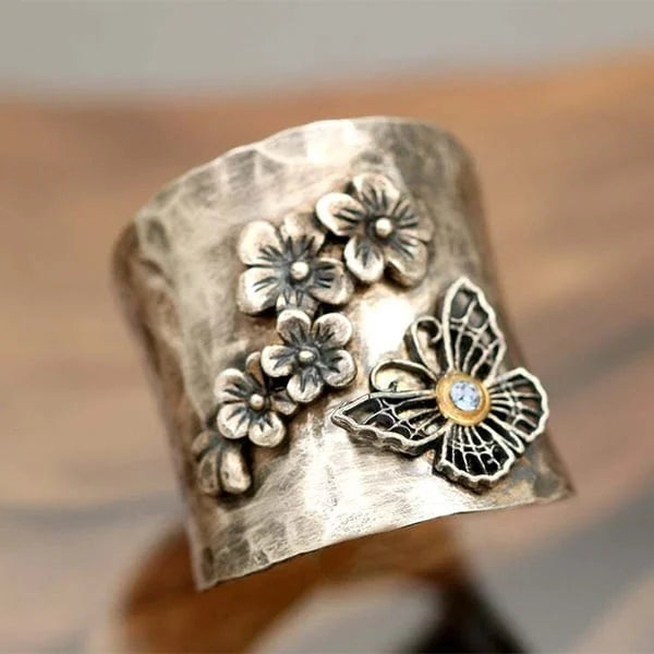 Corina | Bee Flower Butterfly Ring
