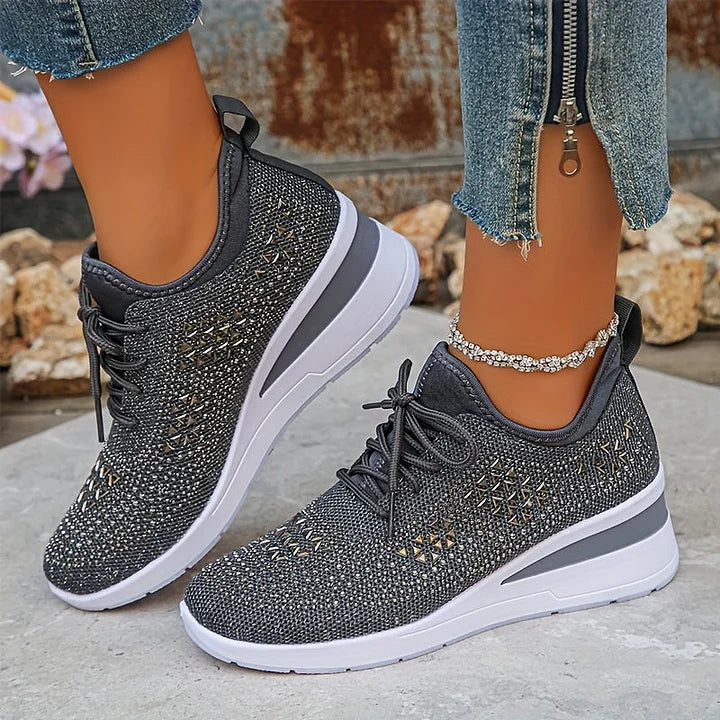 Oakley | Lightweight Lace Up Sneakers