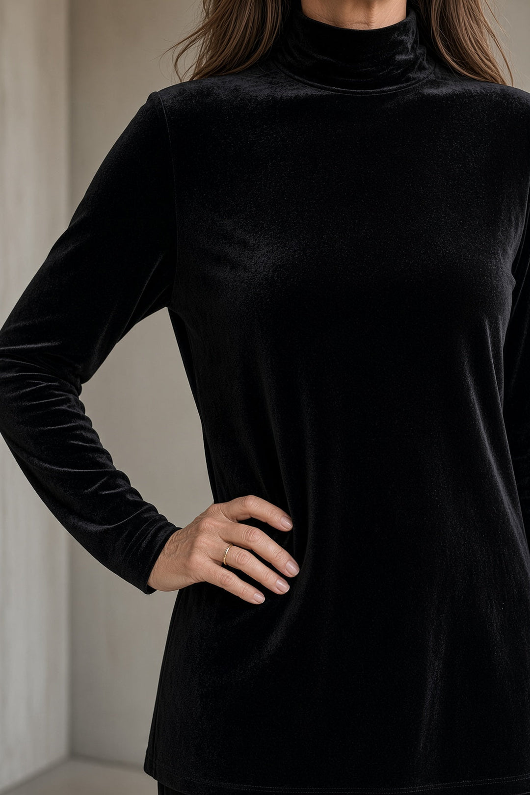 Urbana | Velvet Turtleneck Pant Set