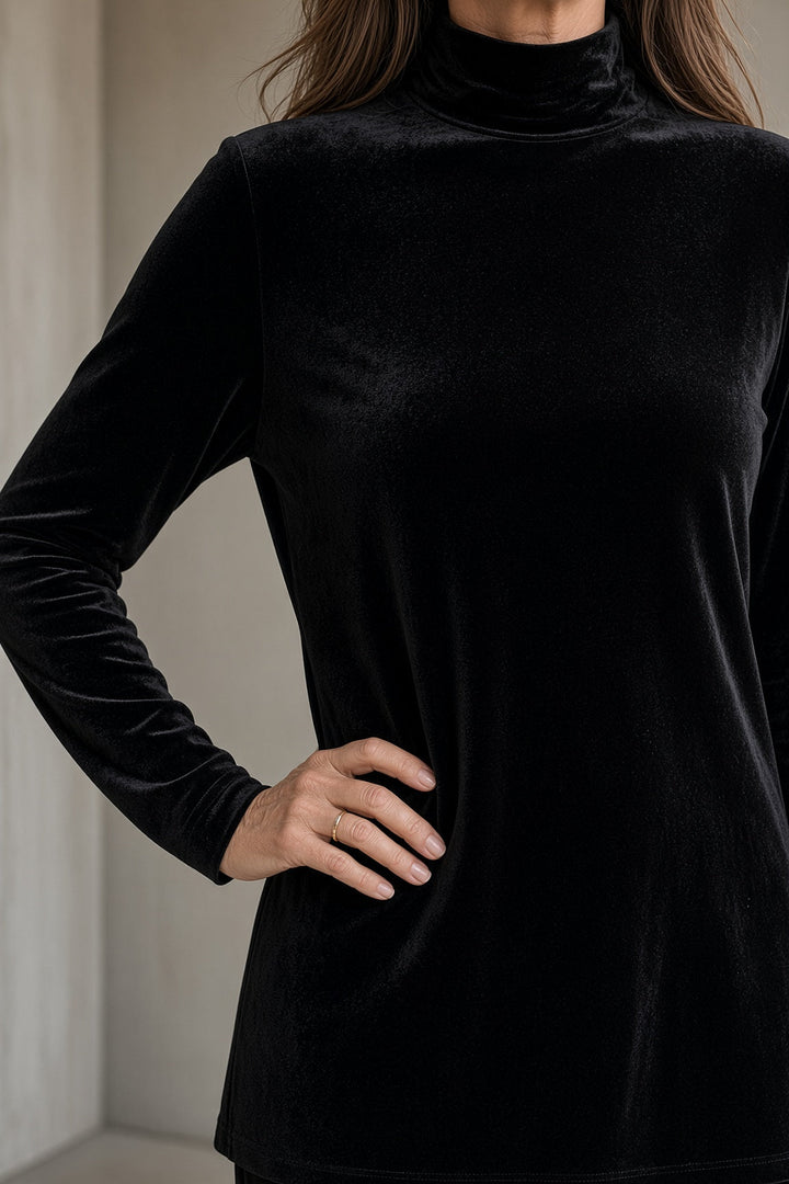 Urbana | Velvet Turtleneck Pant Set