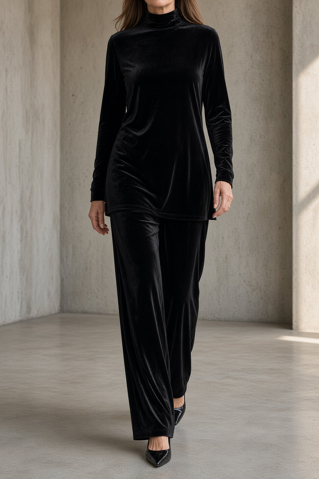 Urbana | Velvet Turtleneck Pant Set