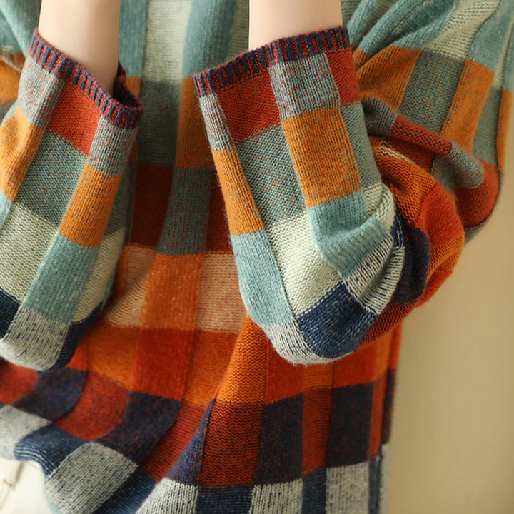Mia | Retro-Inspired Plaid Sweater