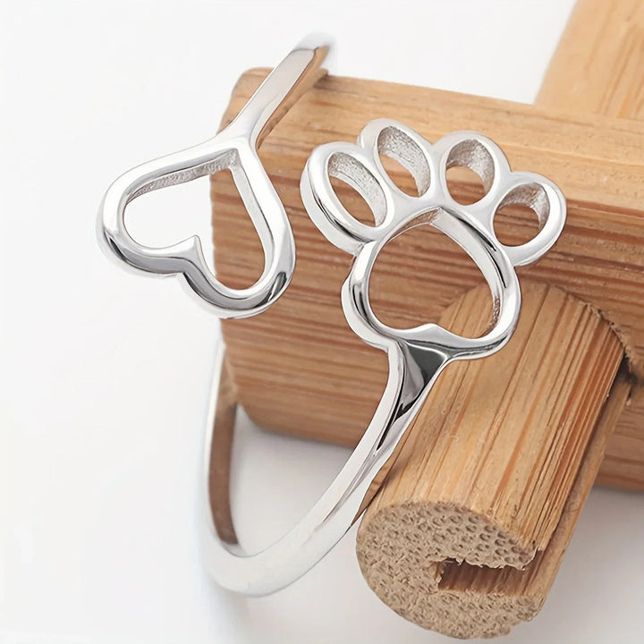 Donatella | Sterling Silver Paw Heart Ring