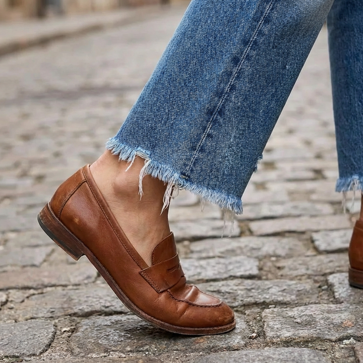 Harper | Retro Short Straight Jeans